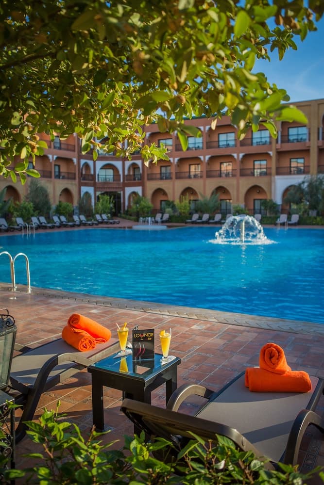 Hotel Riad Ennakhil & Spa 5 (DWO Marrakech Ennakhil), Outdoor pool