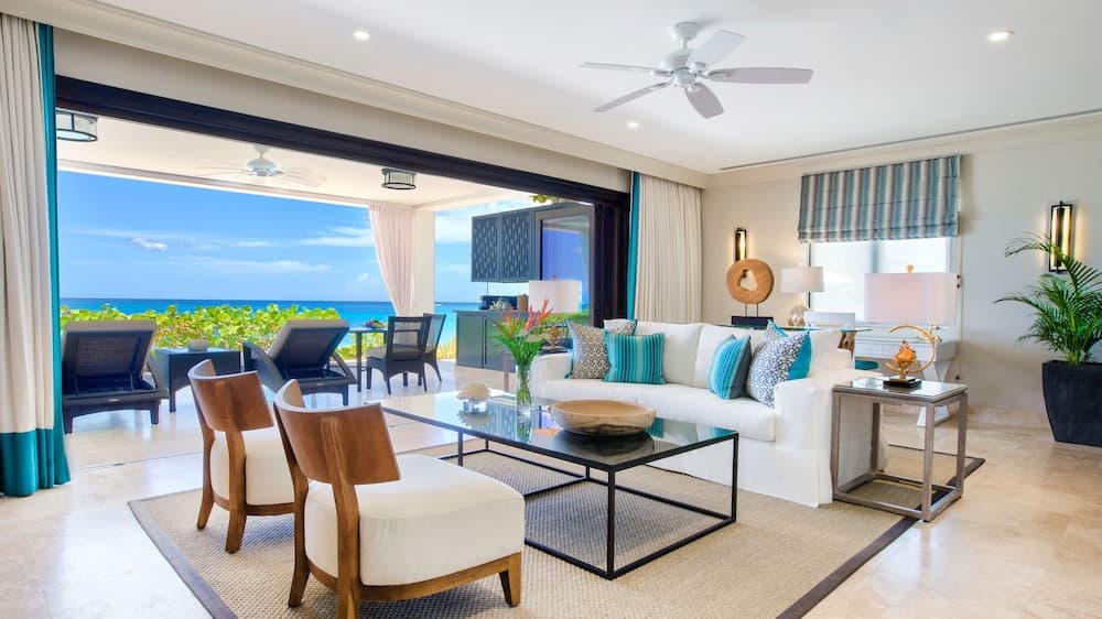 OLD102-The Sandpiper - GATTINONI, Living room