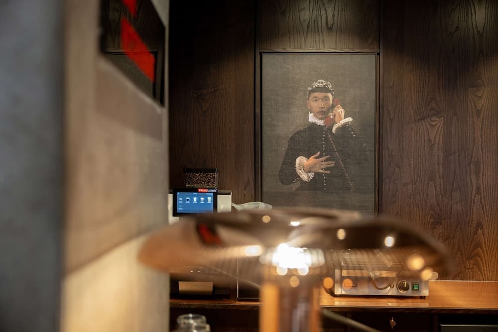 Radisson RED Helsinki, Lobby