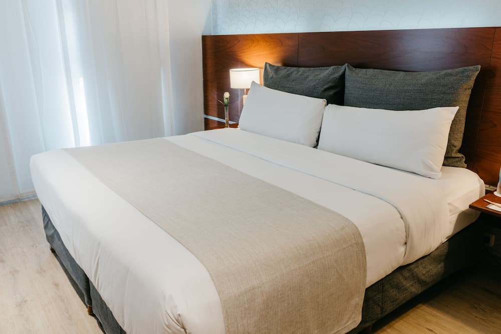 RH Rochester Concept, View from room