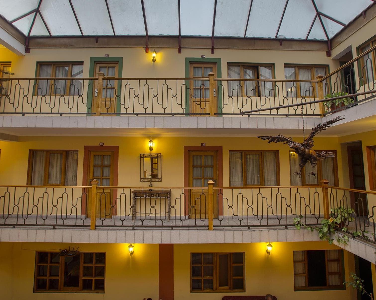 HOTEL CIMA ARGENTUM, 