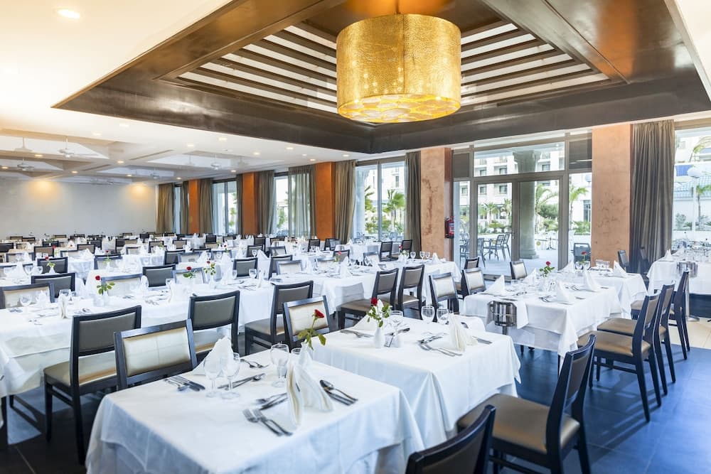 Barceló Concorde Green Park Palace, Food court