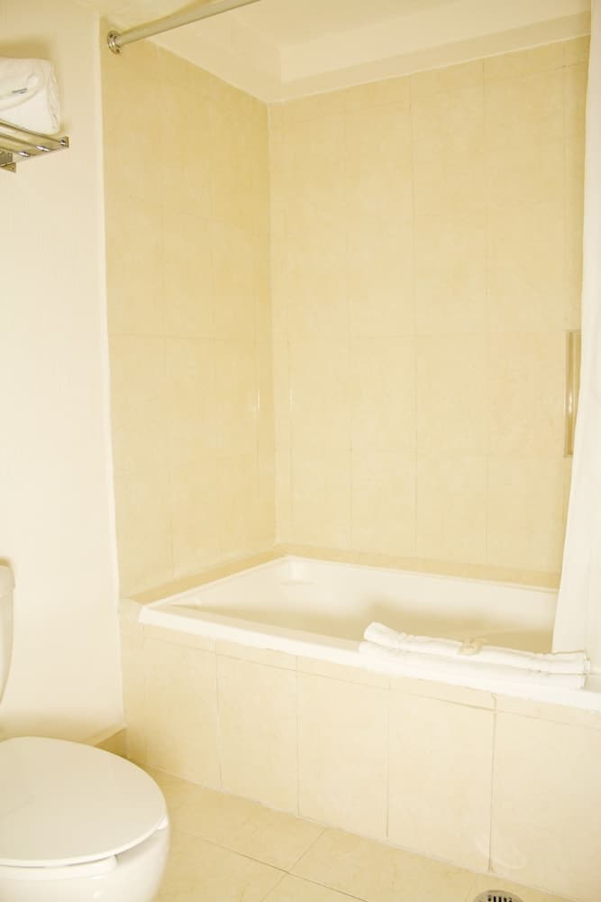 All Ritmo Cancun Resort & Water Park - All Inclusive [EXCLUSIVO BLOQUEOS], Bathroom