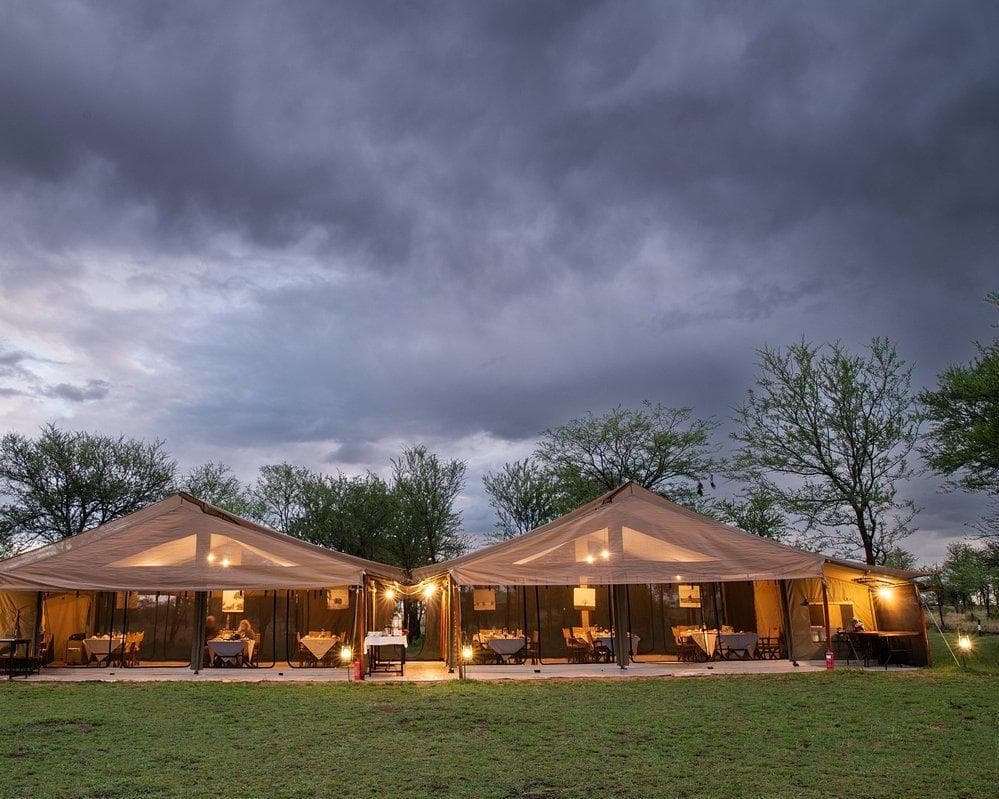  Kati kati Tented Camp, 
