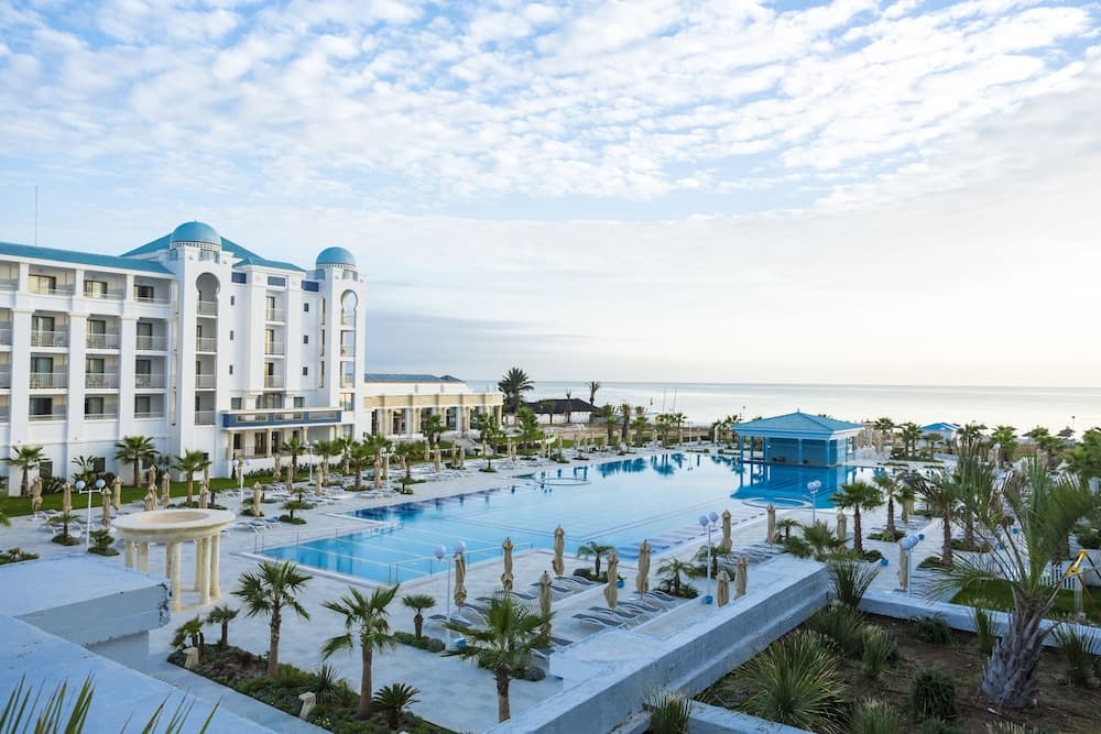 Barceló Concorde Green Park Palace, Outdoor pool