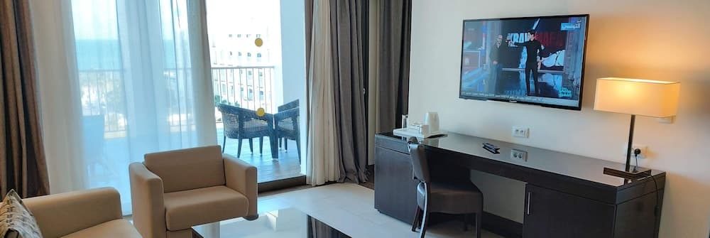 Barceló Concorde Green Park Palace, View from room