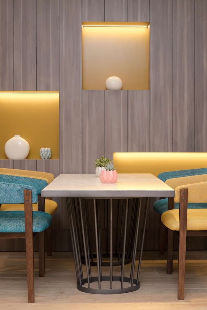 NH 9 de Julio ou Similar, Restaurant