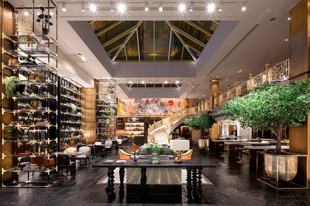 Montien Hotel Surawong Bangkok, Primary image