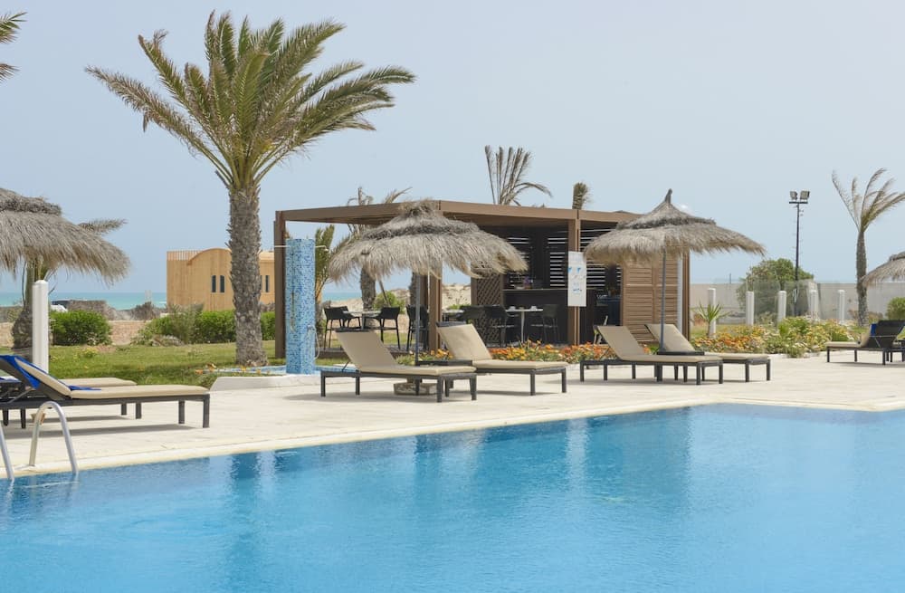 Vincci Helios Beach, Outdoor pool