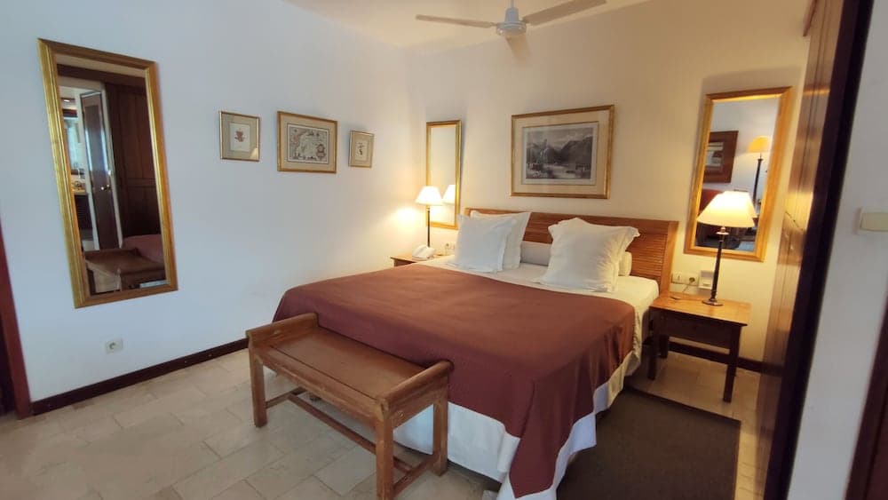 Le Saint Alexis, Living area