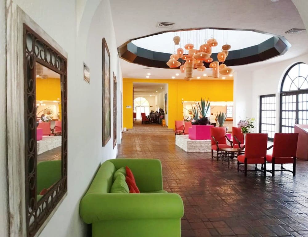 All Ritmo Cancun Resort & Water Park - All Inclusive [EXCLUSIVO BLOQUEOS], Lobby sitting area