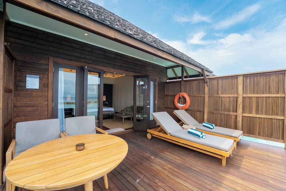 Veligandu Maldives Resort Island, Room