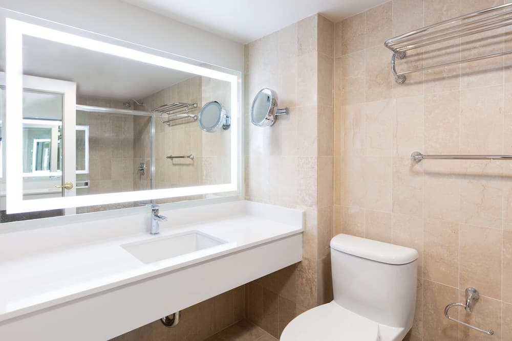 Westgate New York Grand Central, Bathroom