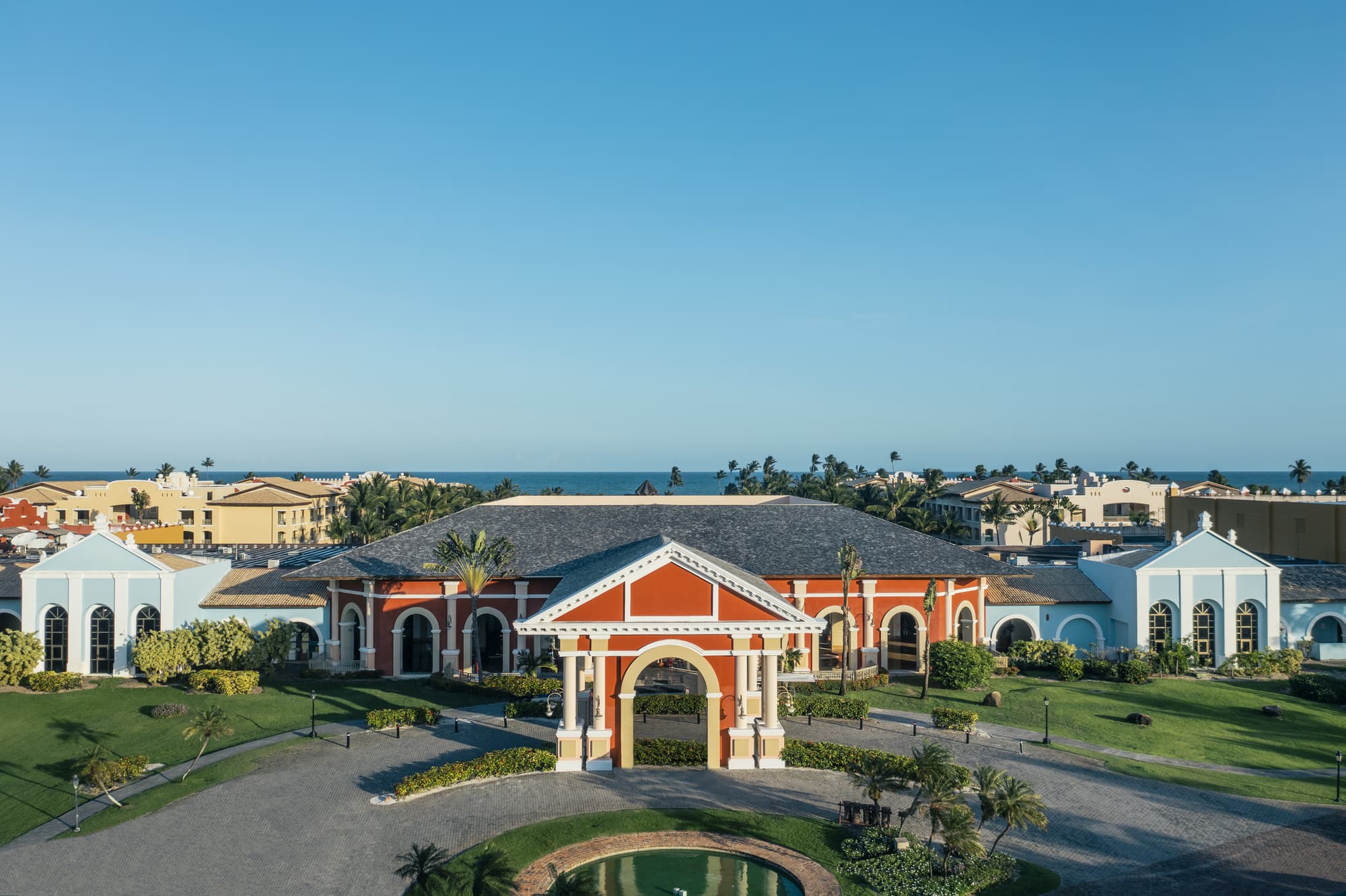 Iberostar Waves Bahia All Inclusive, General view