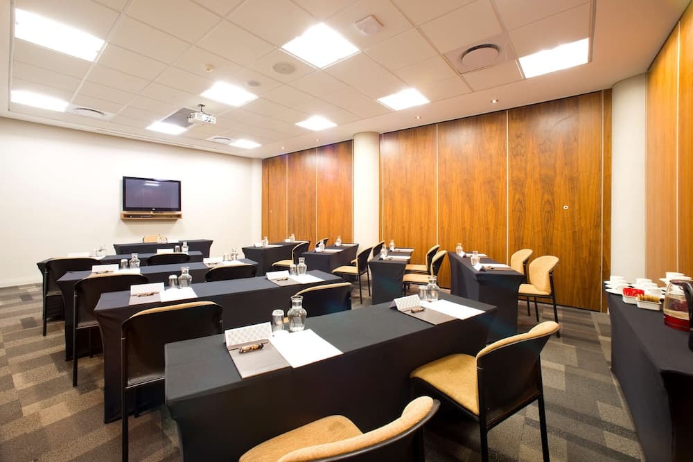 SunSquare Cape Town Gardens, Meeting facility