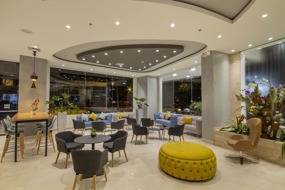 IBIS QUITO, Lobby Lounge