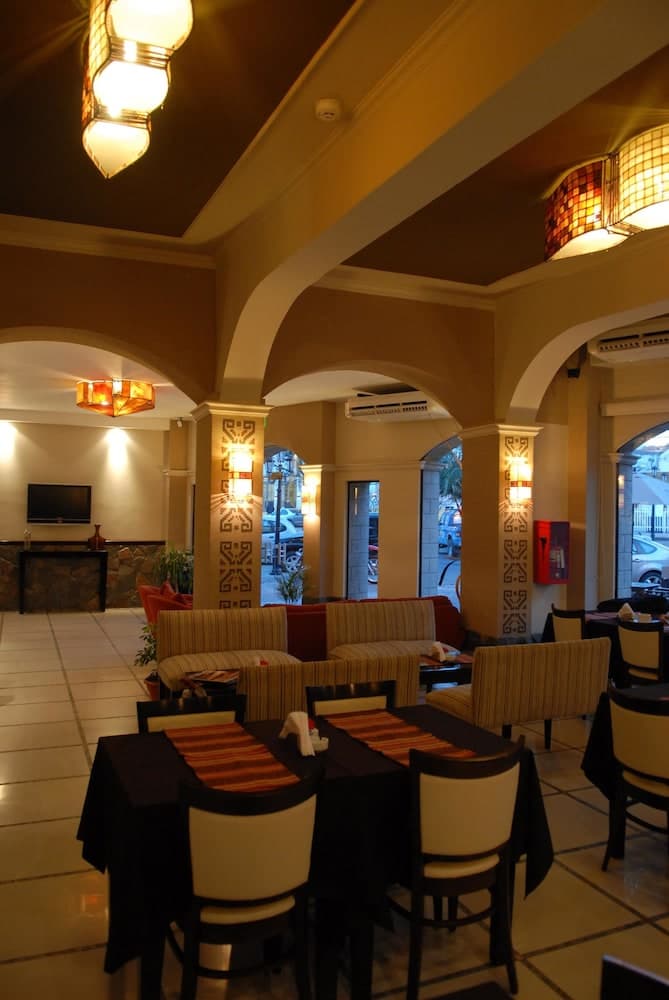 Hotel Inkai, Restaurante