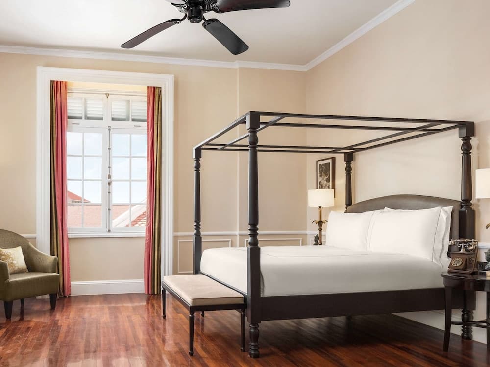 Raffles Hotel Le Royal, Room