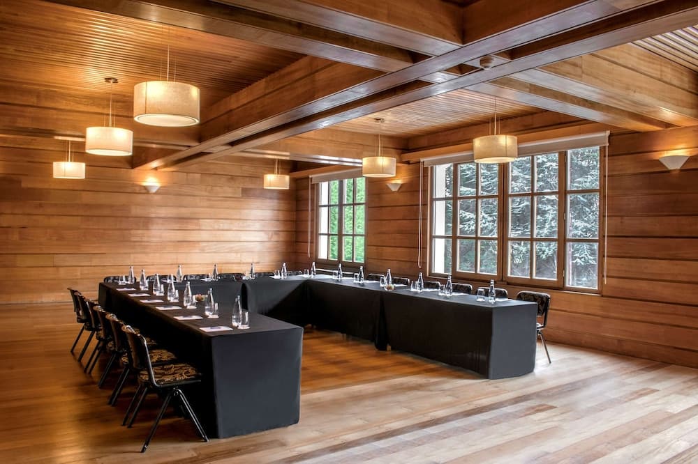 NH Edelweiss Bariloche, Meeting Facility