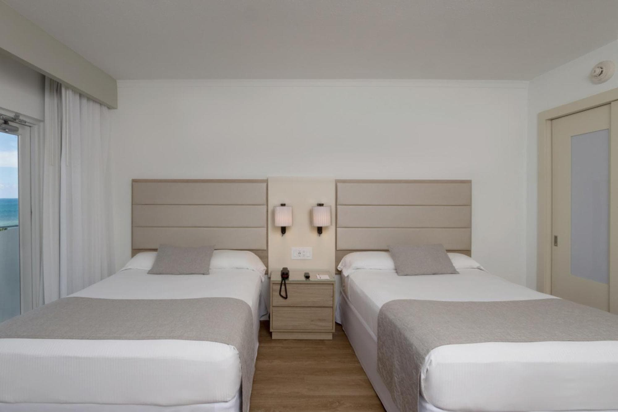 Riu Plaza Miami Beach, 