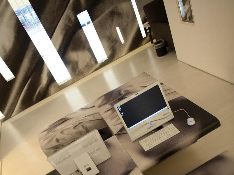 Dazzler Recoleta, DEP