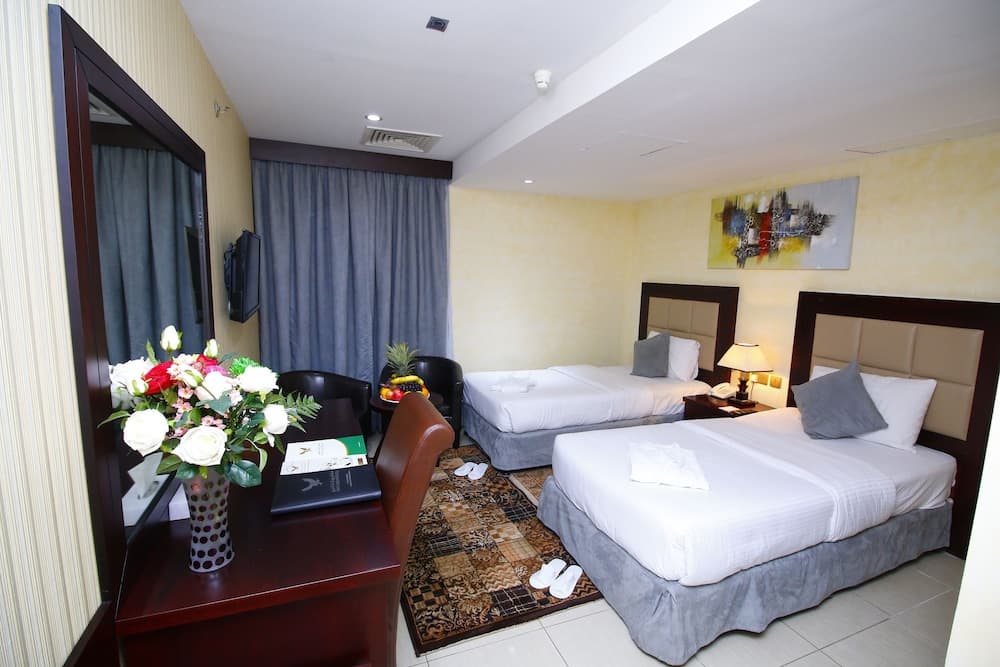 Royal Falcon Hotel, Room