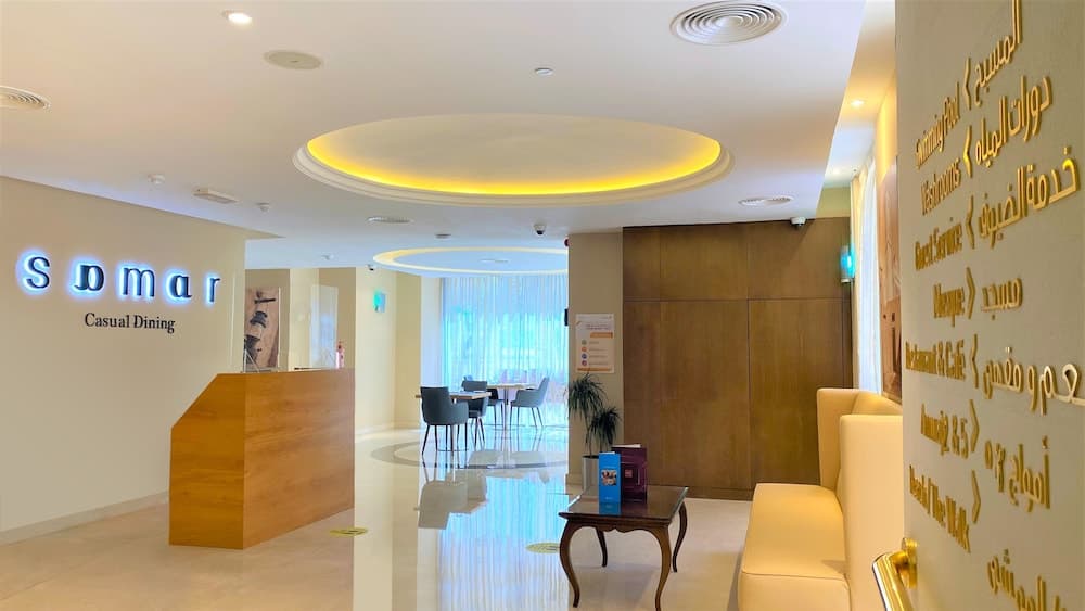 Roda Amwaj Suites, Restaurant