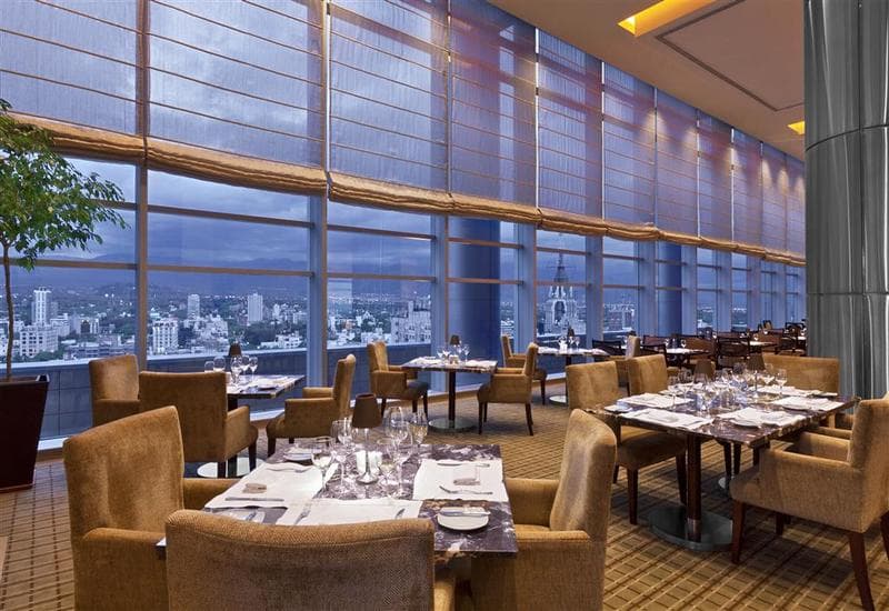 Sheraton Mendoza, RES