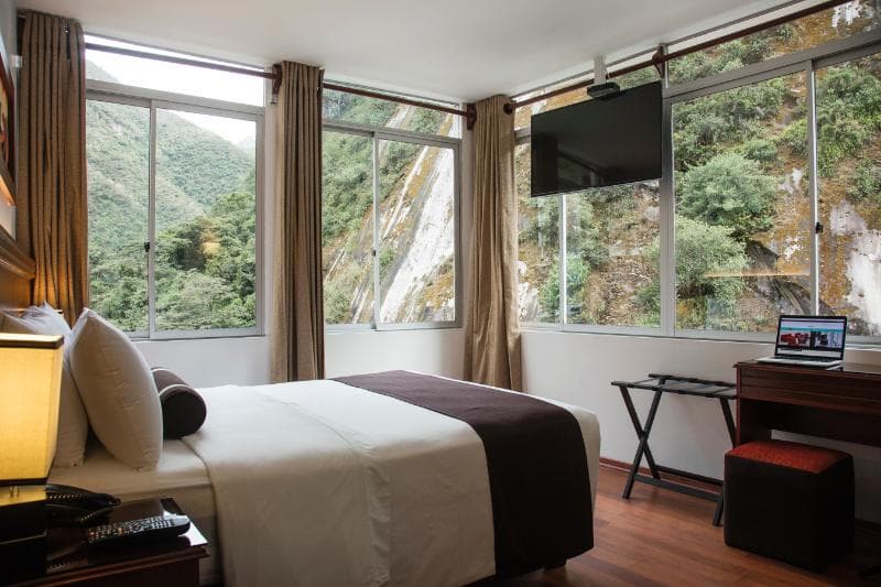 Ferre Machu Picchu Hotel, COM