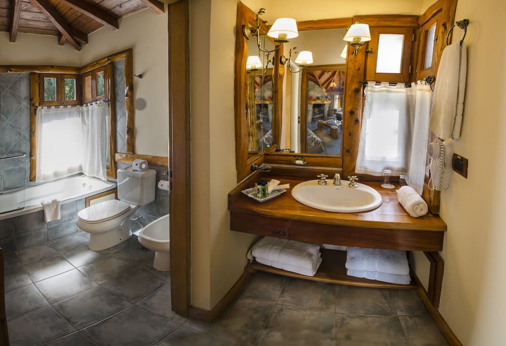 Nido del Condor Hotel & Spa, Private Spa Tub