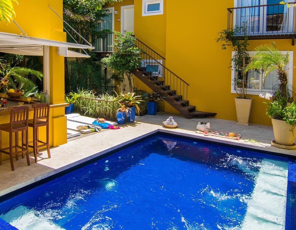 LA CHIMERE, Outdoor pool