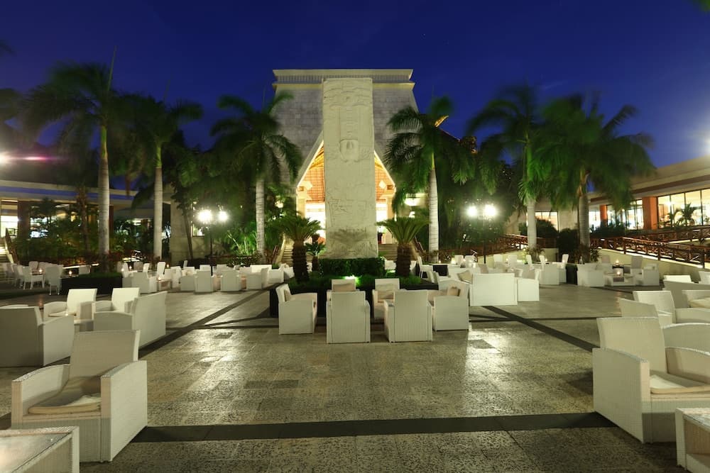Bahia Principe Grand Coba - All Inclusive [Bloqueos], Bar