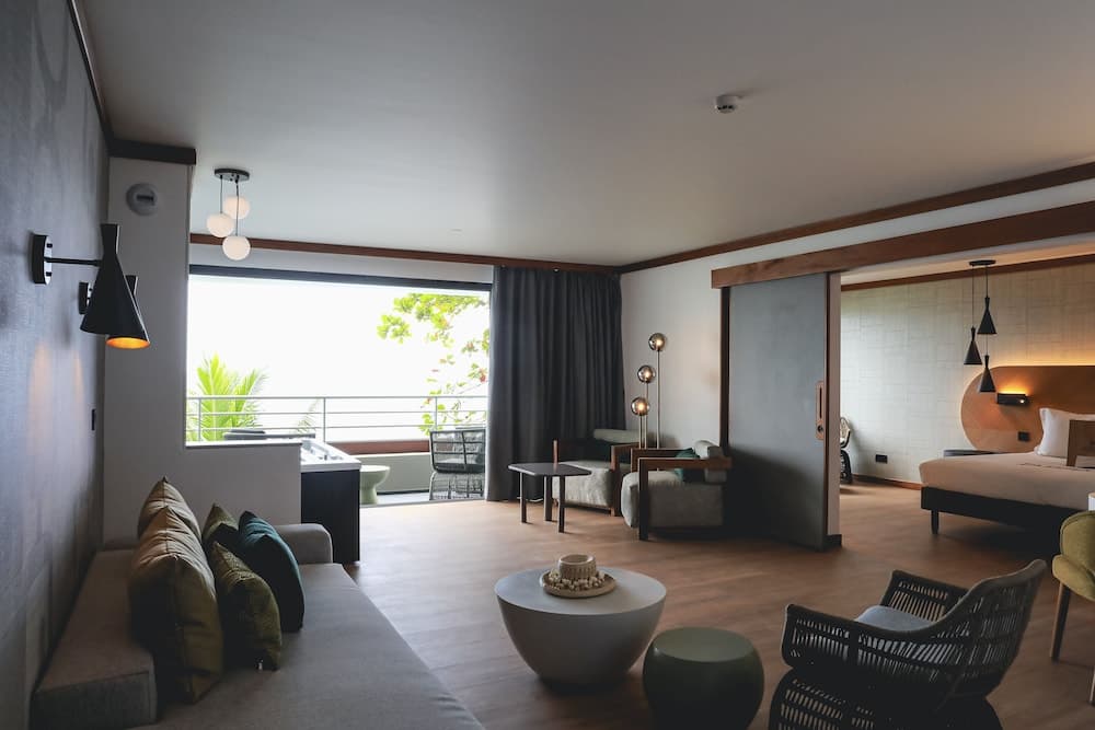 Le Tahiti by Pearl Resorts, Living area