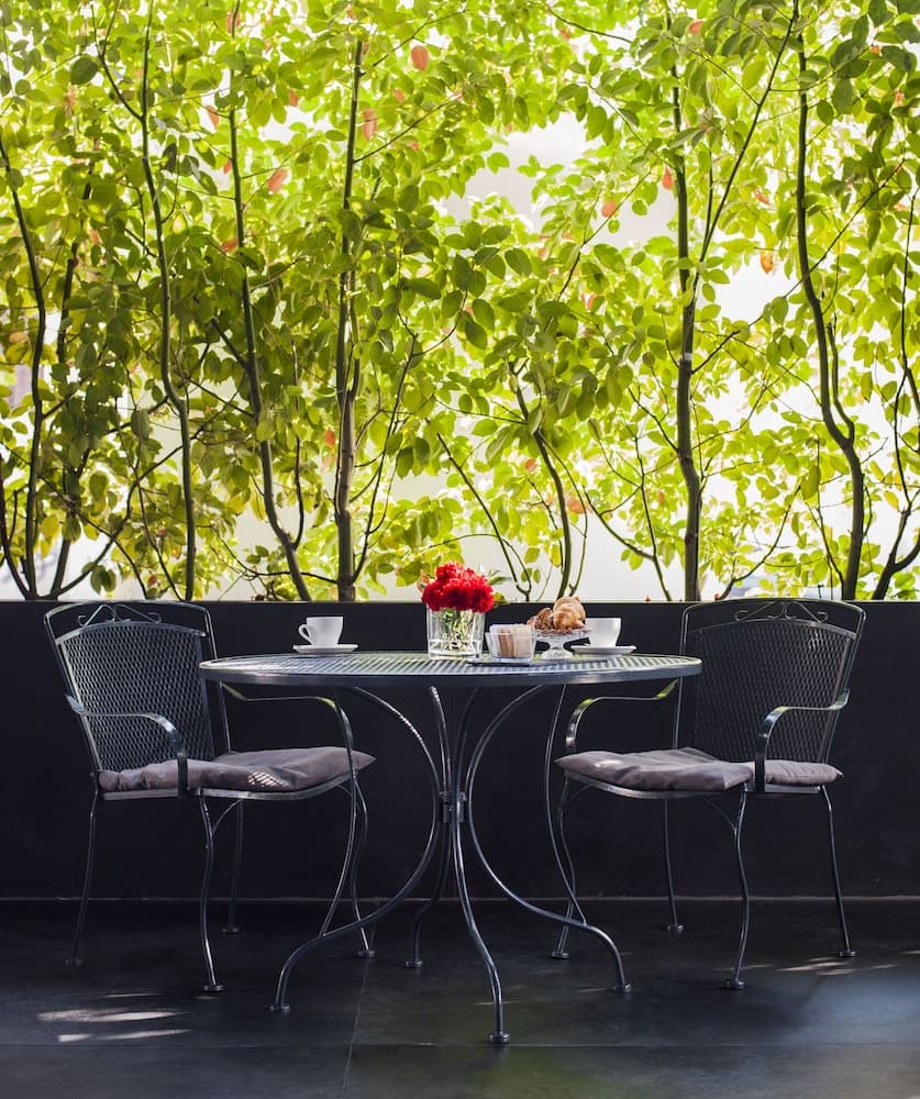 Hotel Excelsior Bari, Garden