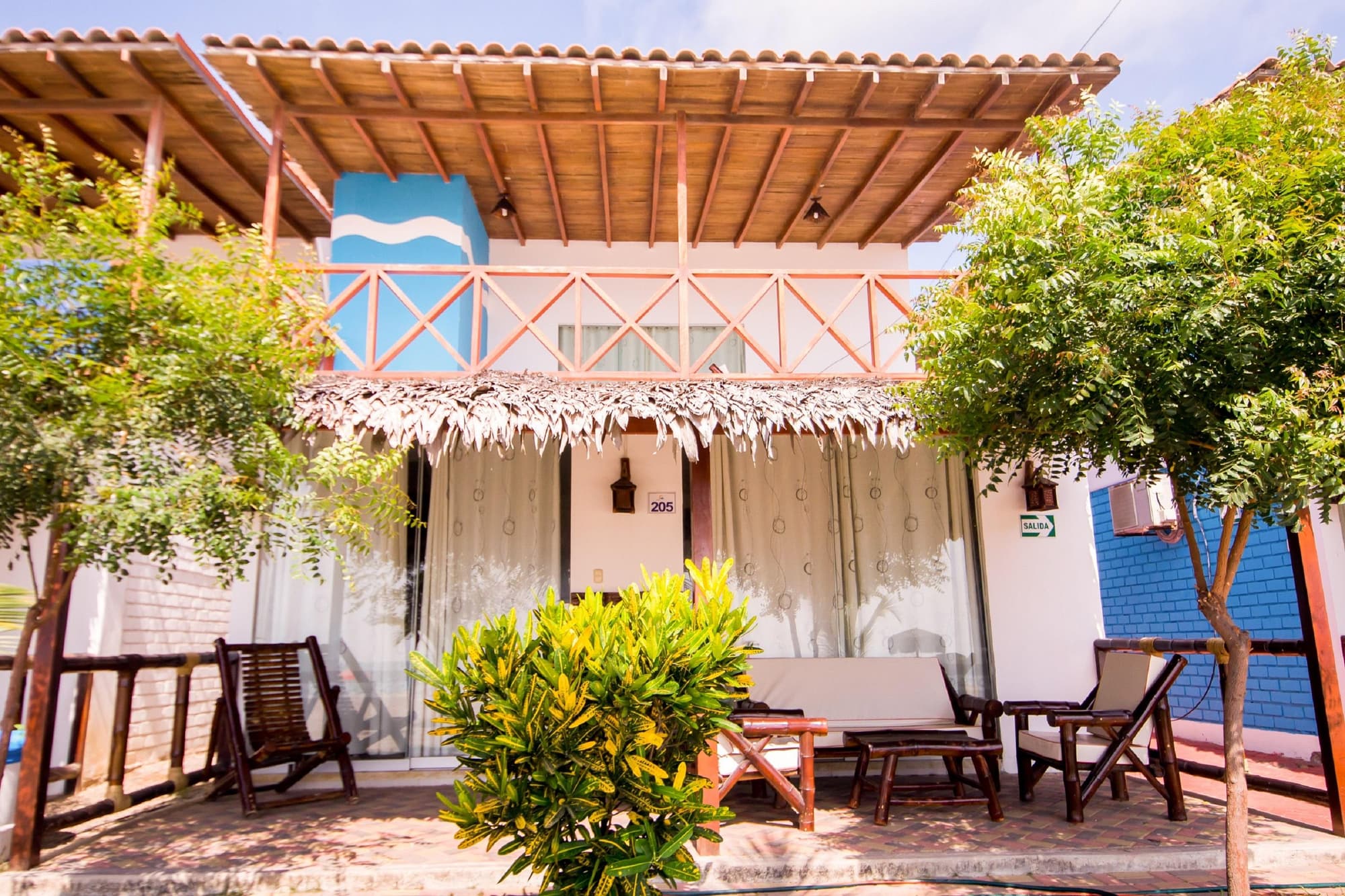  Nauti-K Beach Hotel, 