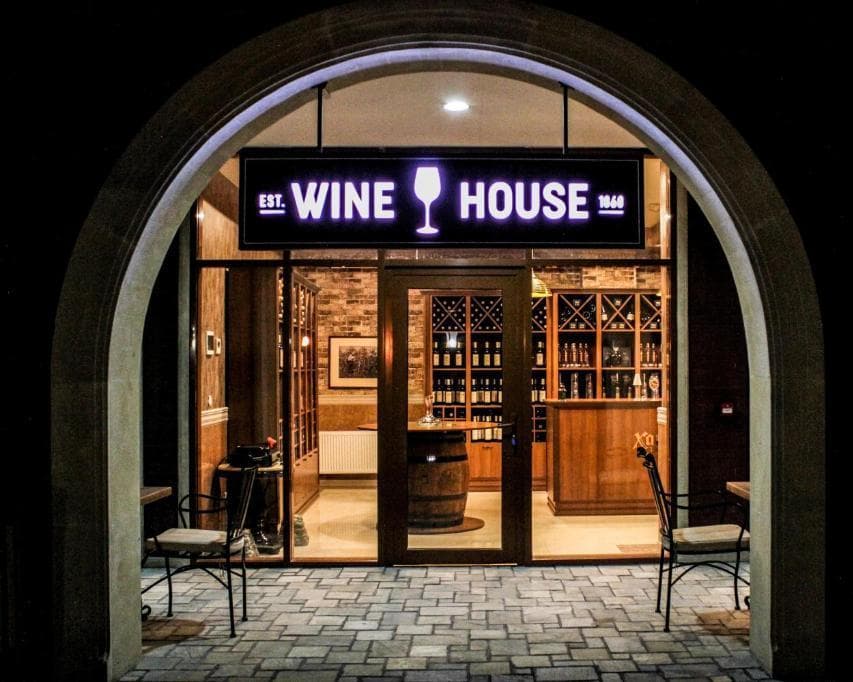 SHEKI PALACE HOTEL , 