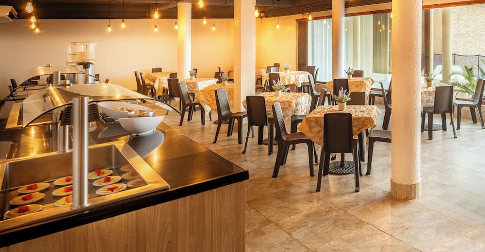 Hotel Américas, Restaurant