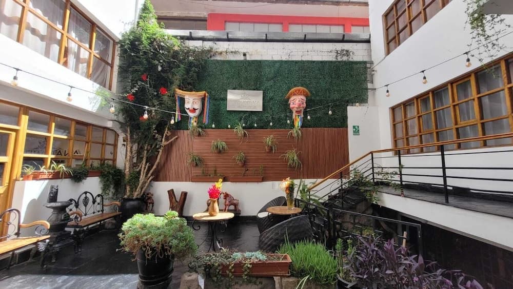 Intiwatana Hotel Boutique, Courtyard view