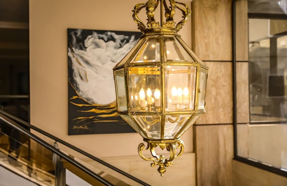 Hotel Royal Princess, Reception