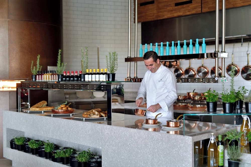 JW Marriott Hotel Muscat, Private kitchen