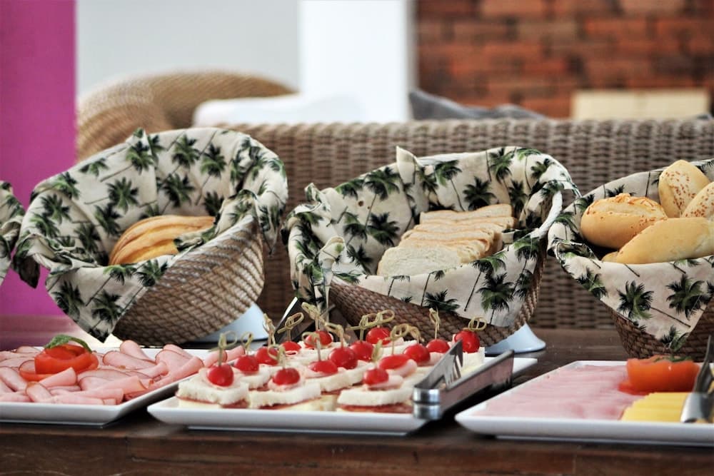 LA CHIMERE, Breakfast meal