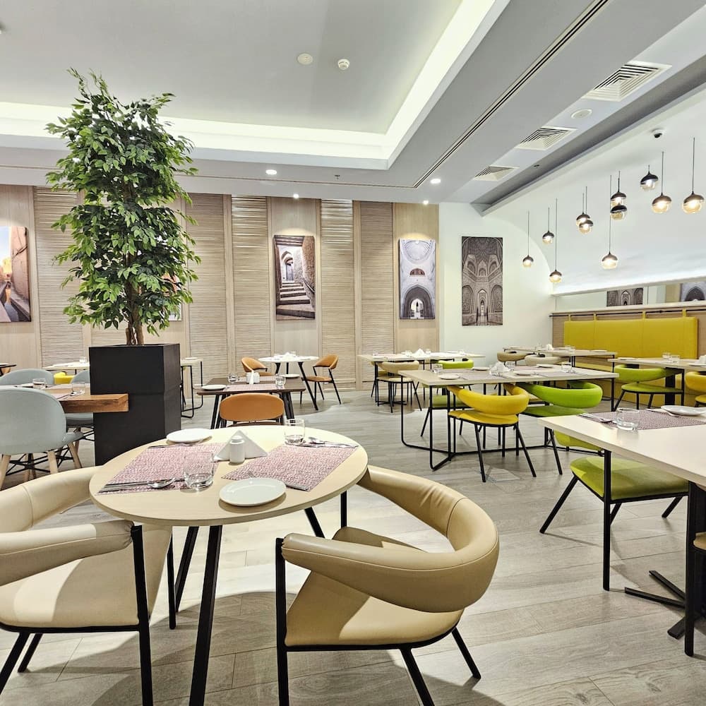 Swiss-Belinn Airport Muscat, Restaurant
