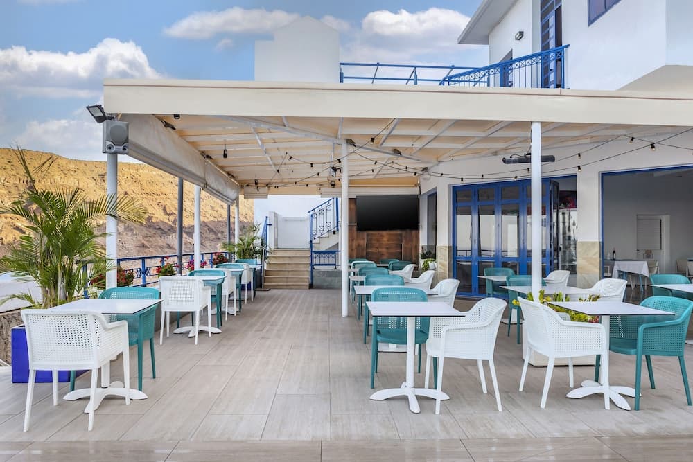 Club Cala Blanca, Restaurant