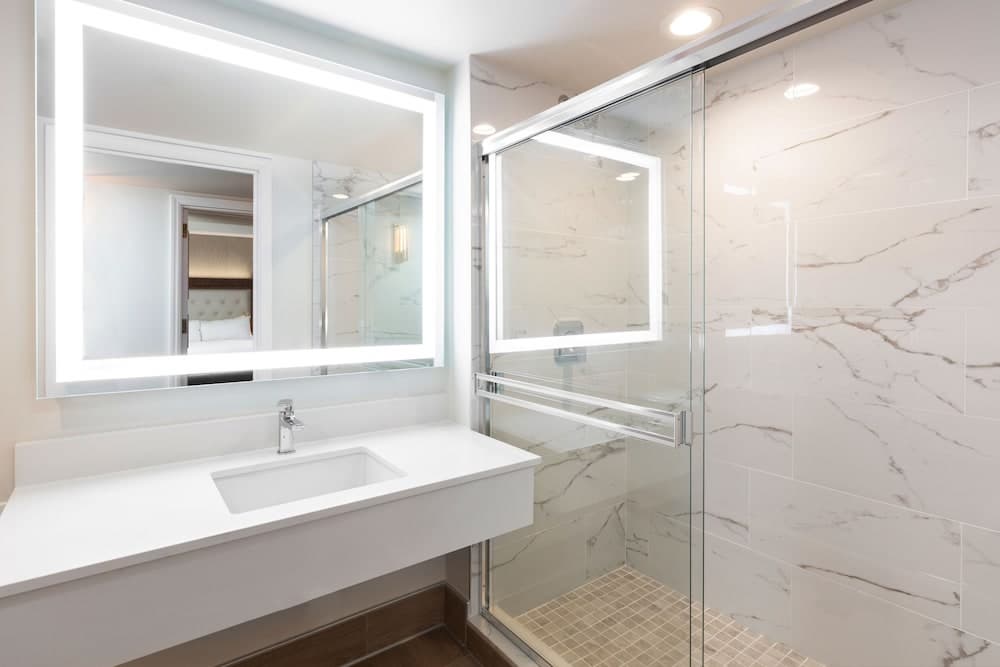 Westgate New York Grand Central, Bathroom