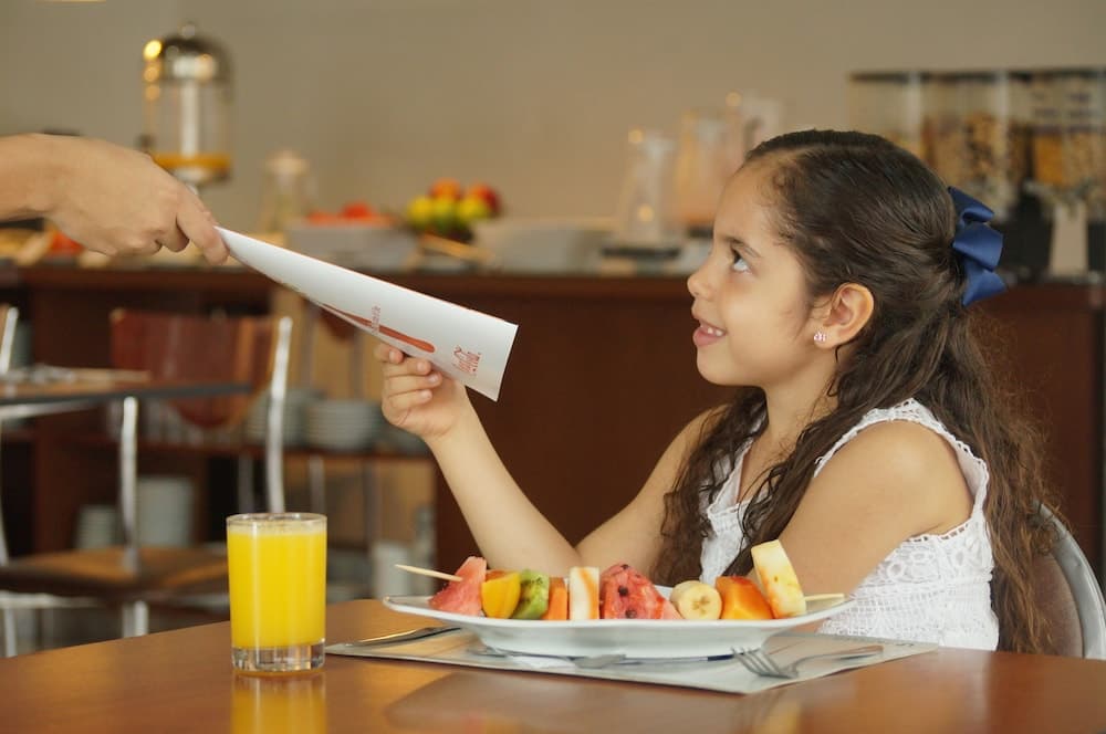 Hotel LP Columbus, Restaurant