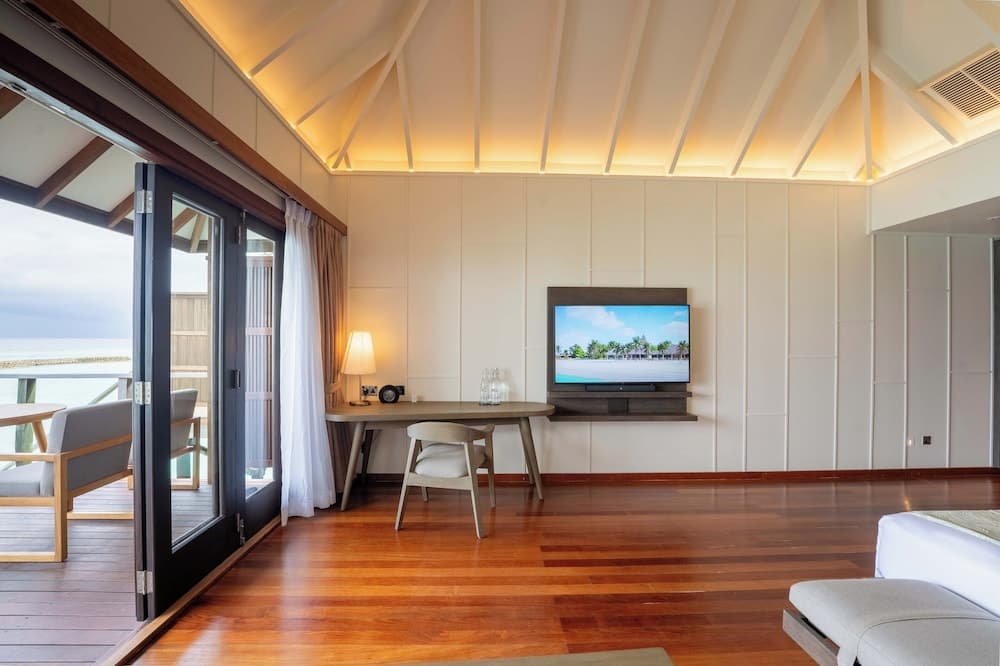 Veligandu Maldives Resort Island, Room
