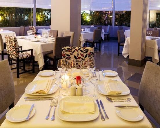 Crowne Plaza Hotels & Resorts, 