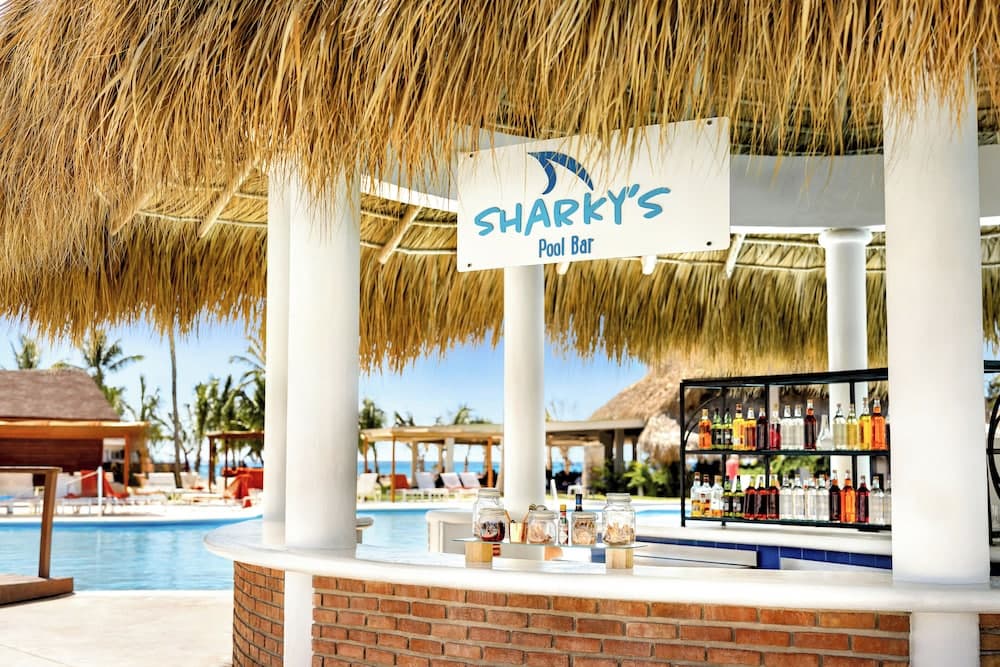 Sunscape Dominicus La Romana - All Inclusive, Bar (on property)