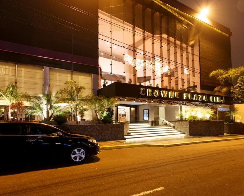 Crowne Plaza Hotels & Resorts, 
