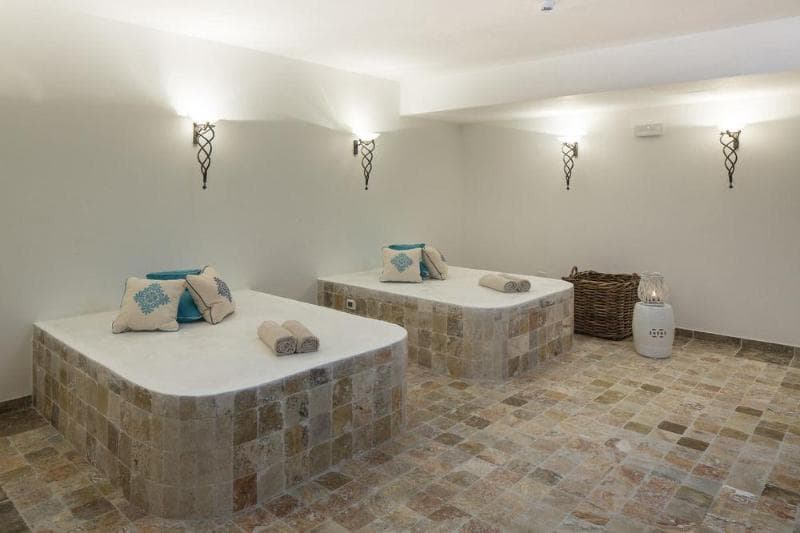 XOLD-Falkensteiner Resort Capo Boi Sardegna , 